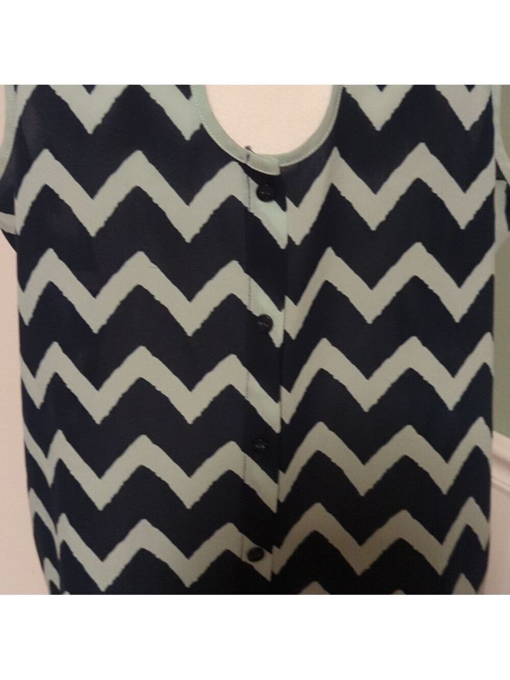 Pink Rose Large Zigzag Tank Top Button Back - Picture 7 of 13